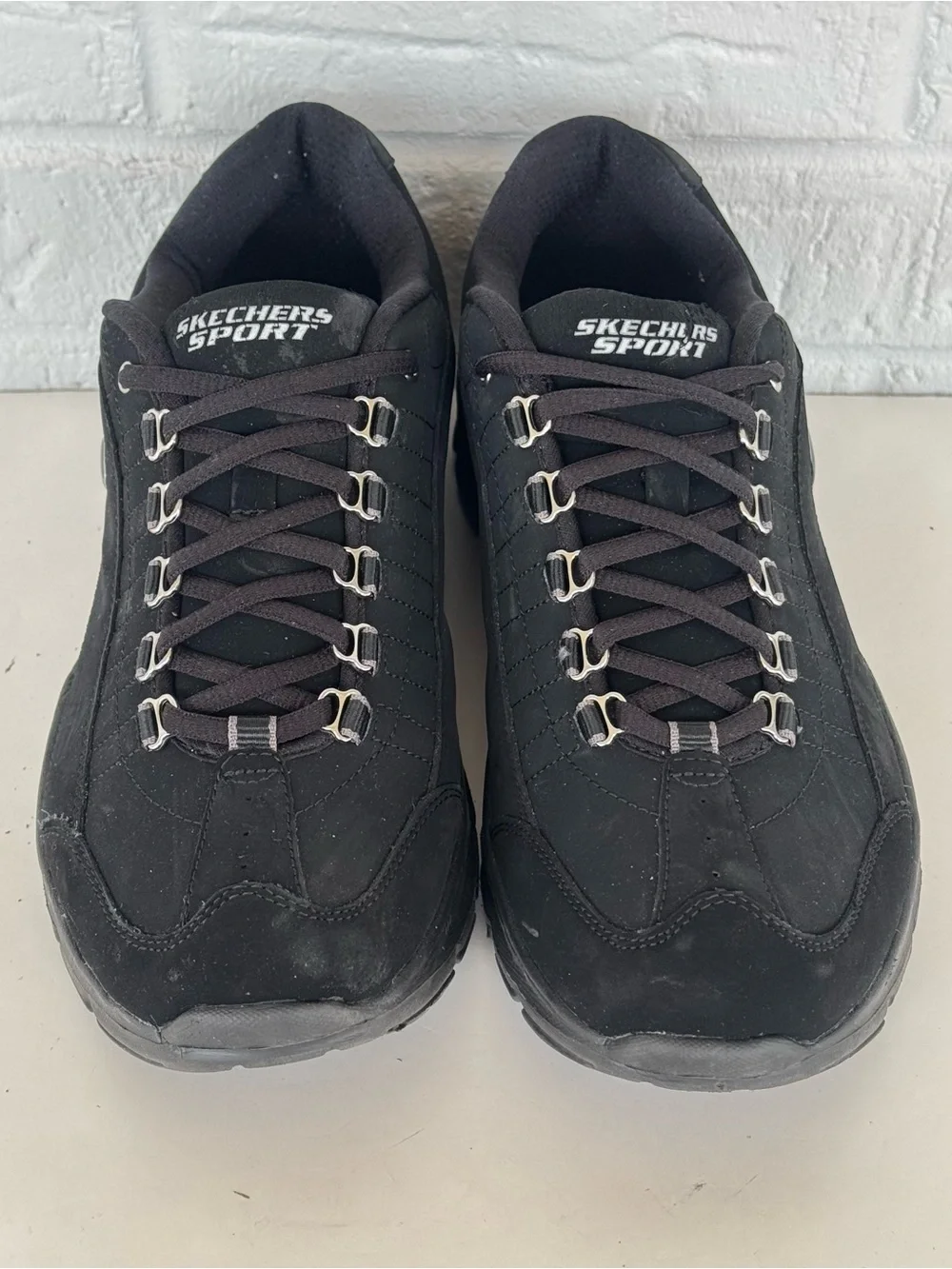 Skechers ✨black synergy